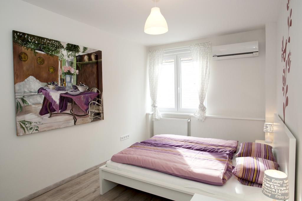 Ilona 2 Bedrooms Apartment In The Center ブダペスト エクステリア 写真