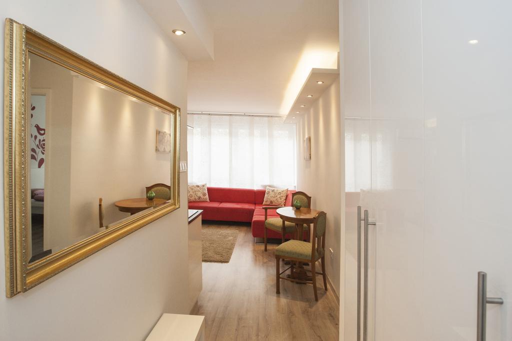 Ilona 2 Bedrooms Apartment In The Center ブダペスト エクステリア 写真